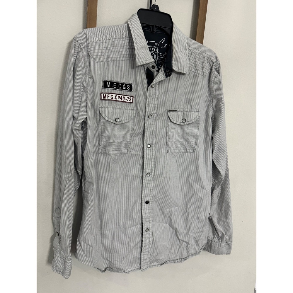 Marc Ecko Cut & Sew Mens Grey White Striped Patch Button Down Shirt Medium